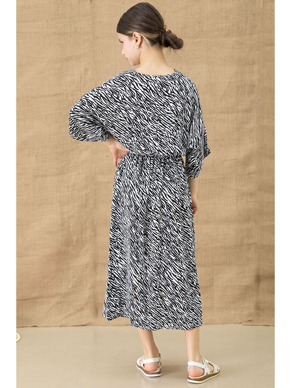 Siyah Zebra Desenli Kuşaklı Kız Çocuk Kısa Kol Elbise 20769-3