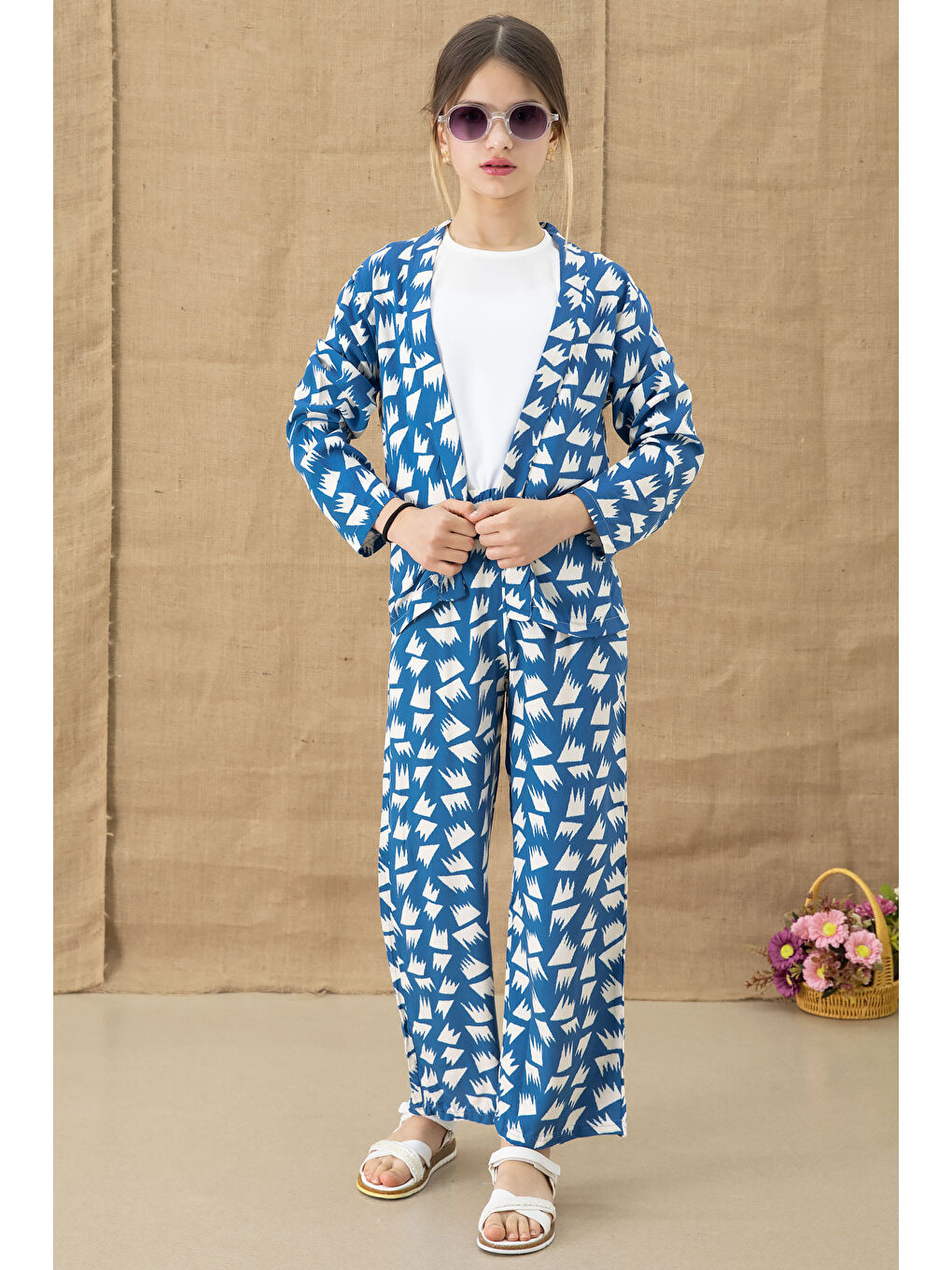 Mavi Desenli Bluzlu Geniş Paça Pantolonlu Kız Çocuk 3lü Takım 20760-1