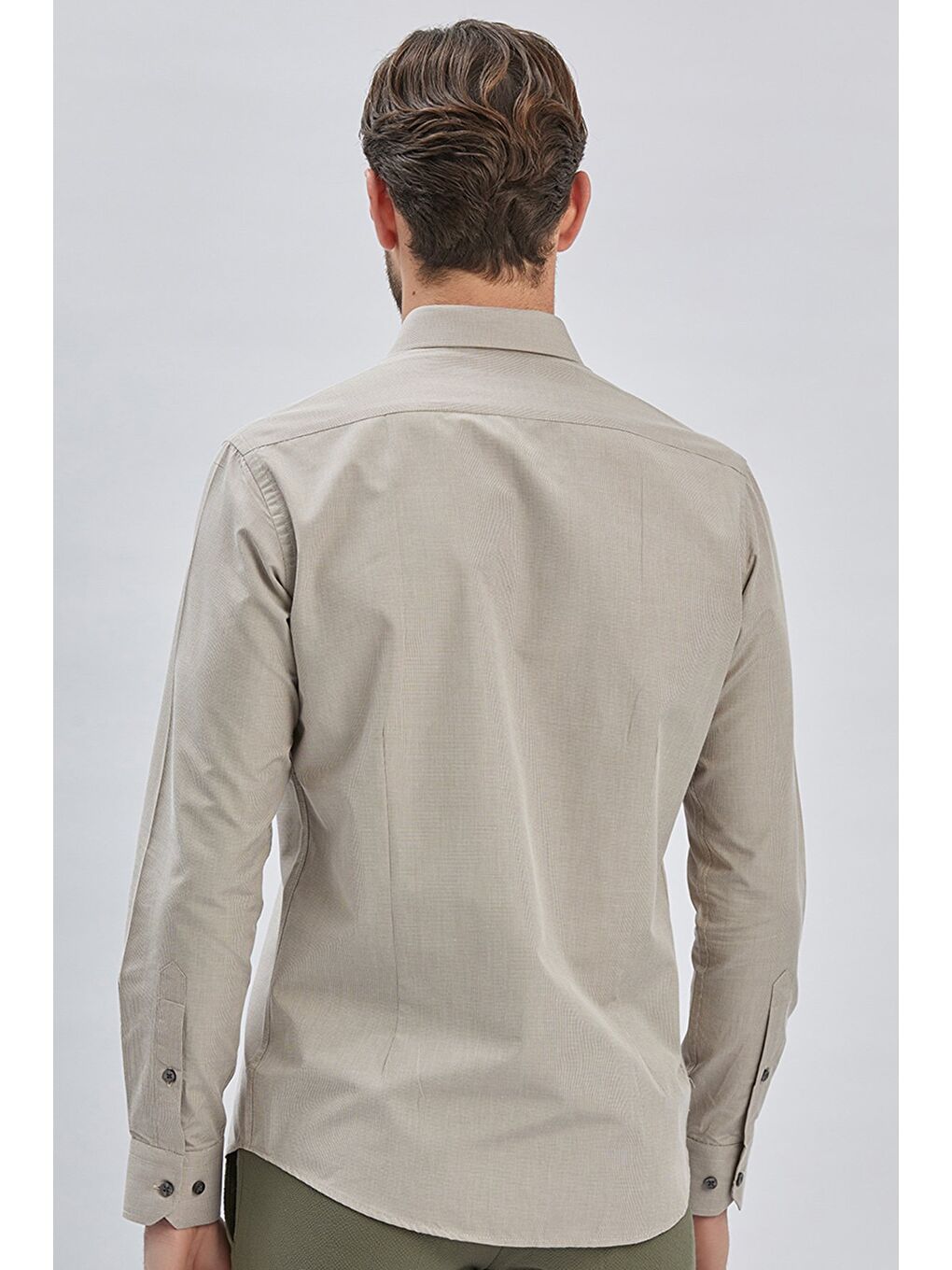 Kahverengi Camel Uzun Kollu Bez Ayağı Sert Yaka Cepsiz Pamuklu Klasik Slim Fit Dar Kesim Gömlek 1004240230-4