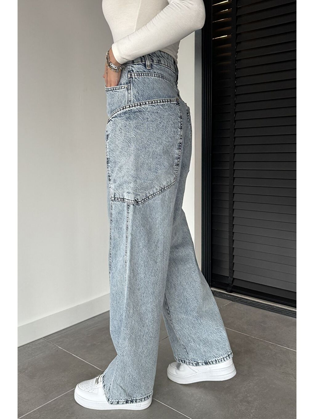 Mavi Kadın Yüksek Bel Kargo Cepli Bol Kesim Jean Jean Pantolon-1