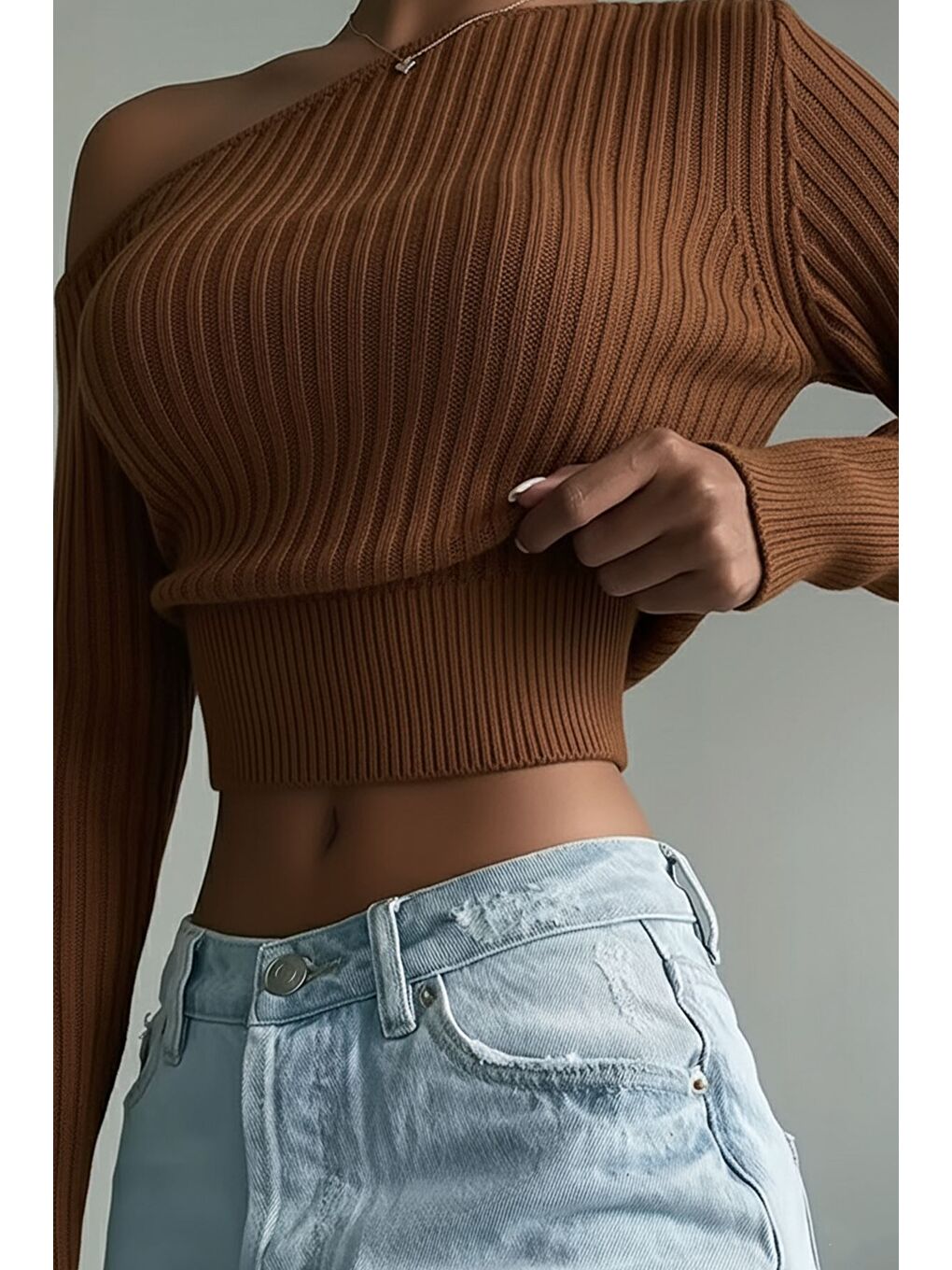 Kahverengi Omuz Açık Kabartmalı Kadın Triko Kazak