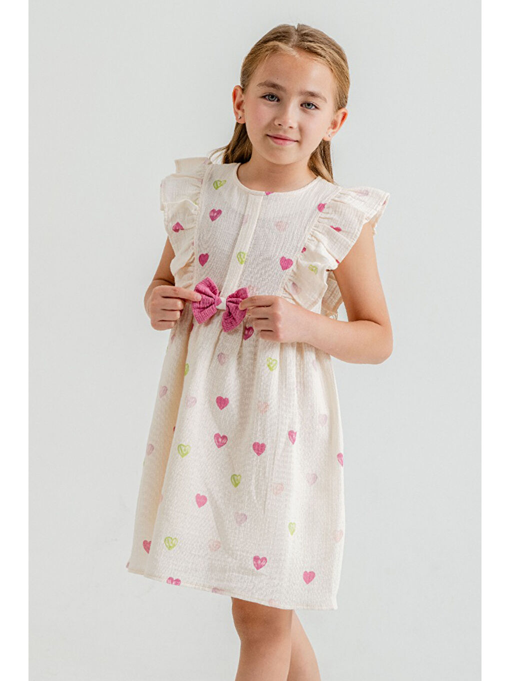 Fuşya Kalp Baskılı Fiyonk Detaylı Müslin Kız Çocuk Elbise 21082-1