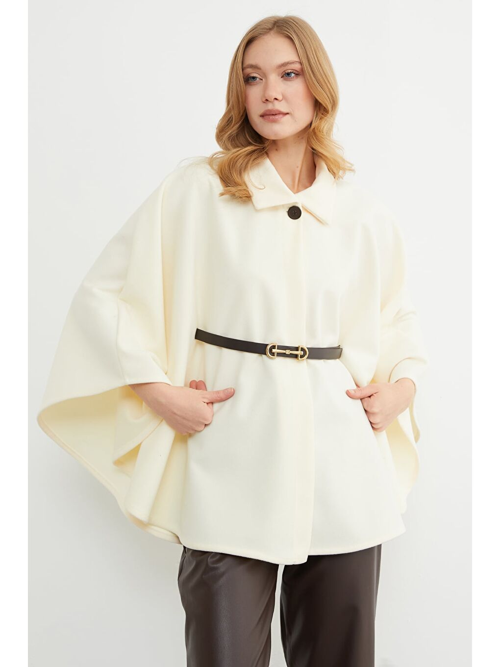 Ekru Kemerli Polo Yaka Kaşe Panço-1