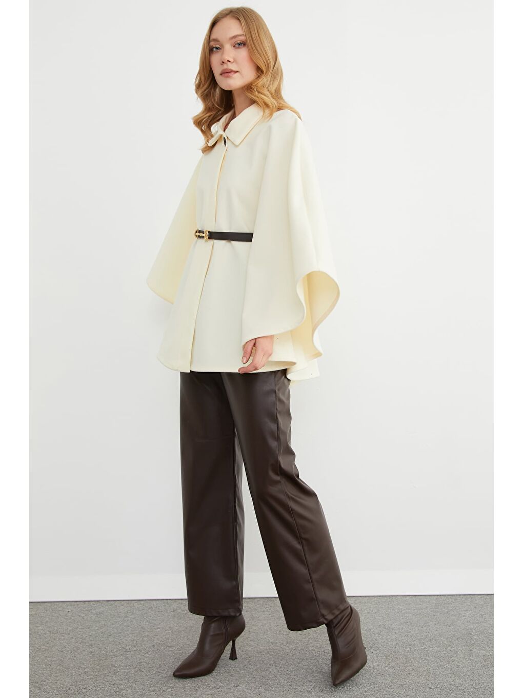 Ekru Kemerli Polo Yaka Kaşe Panço-4