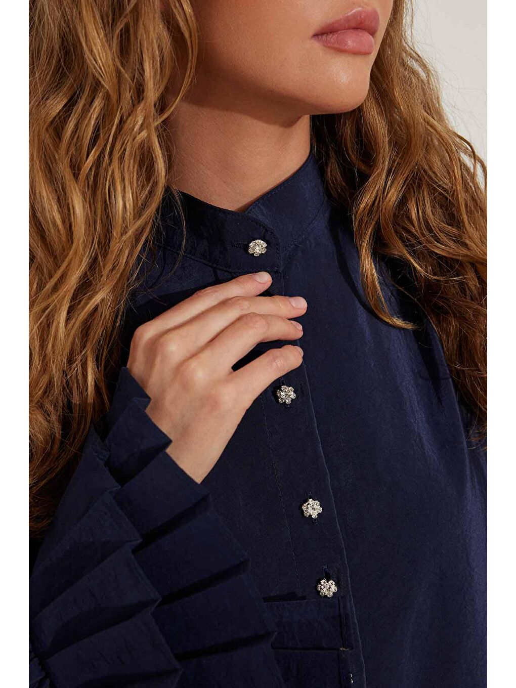 Pilise Detaylı Lacivert Gömlek-3