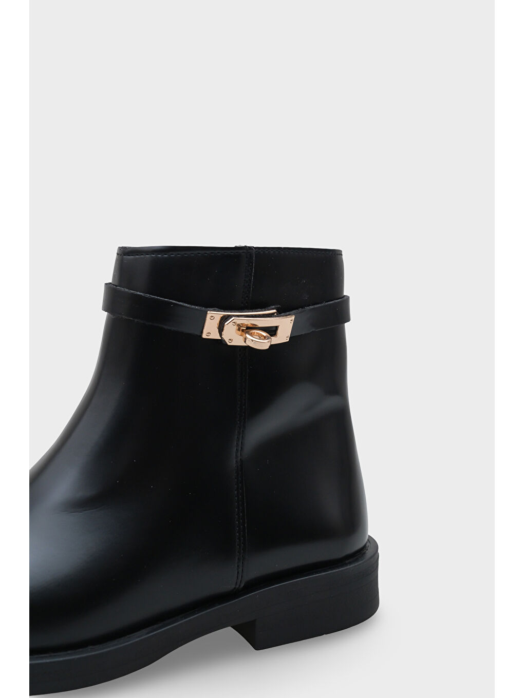 Siyah Nadiai Kadın Bot-2