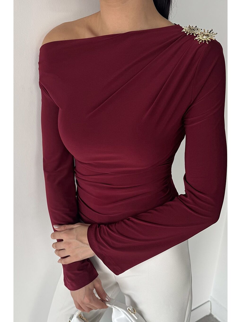 Bordo Kadın Bel Büzgülü Güneş Aksesuarlı Bluz
