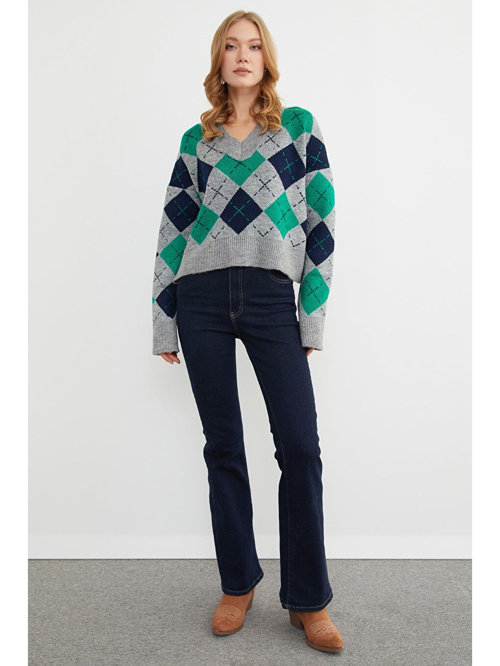 Yeşil Baklava Desenli V Yaka Triko Kazak-2