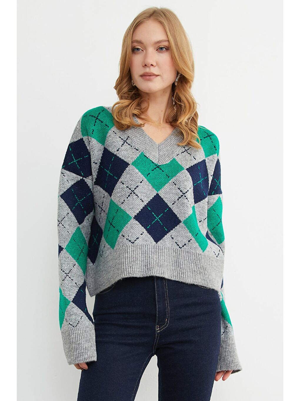 Yeşil Baklava Desenli V Yaka Triko Kazak-3