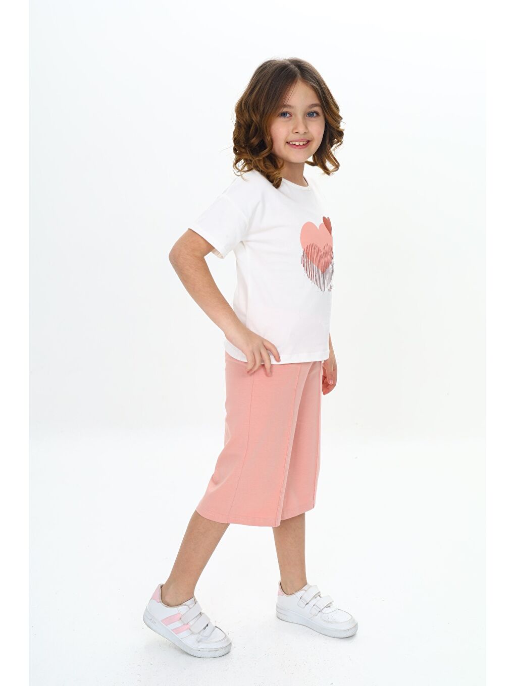 Mercan Kız Çocuk Garni Kalp Baskılı Kaprili Takım-1
