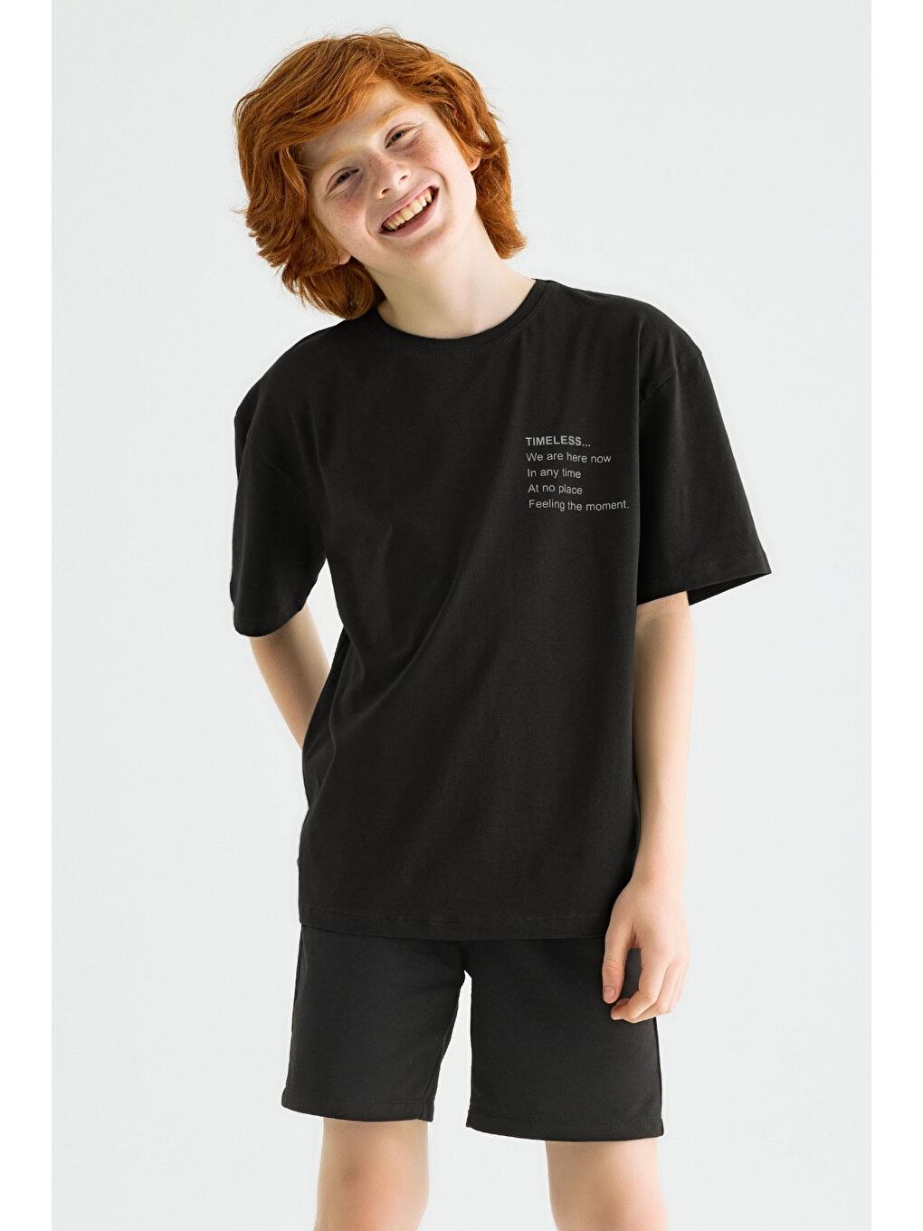 Bisiklet Yaka Kısa Kol Timeless Baskılı Siyah Renk Erkek Çocuk Tshirt