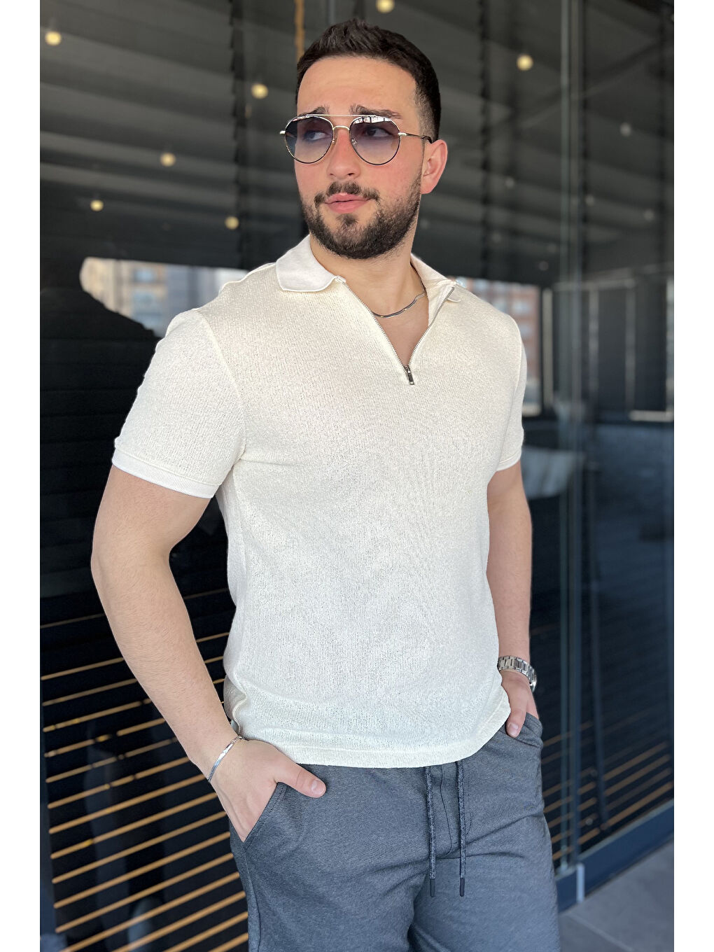 Ekru Erkek Polo Yaka Yarım Fermuarlı Tişört