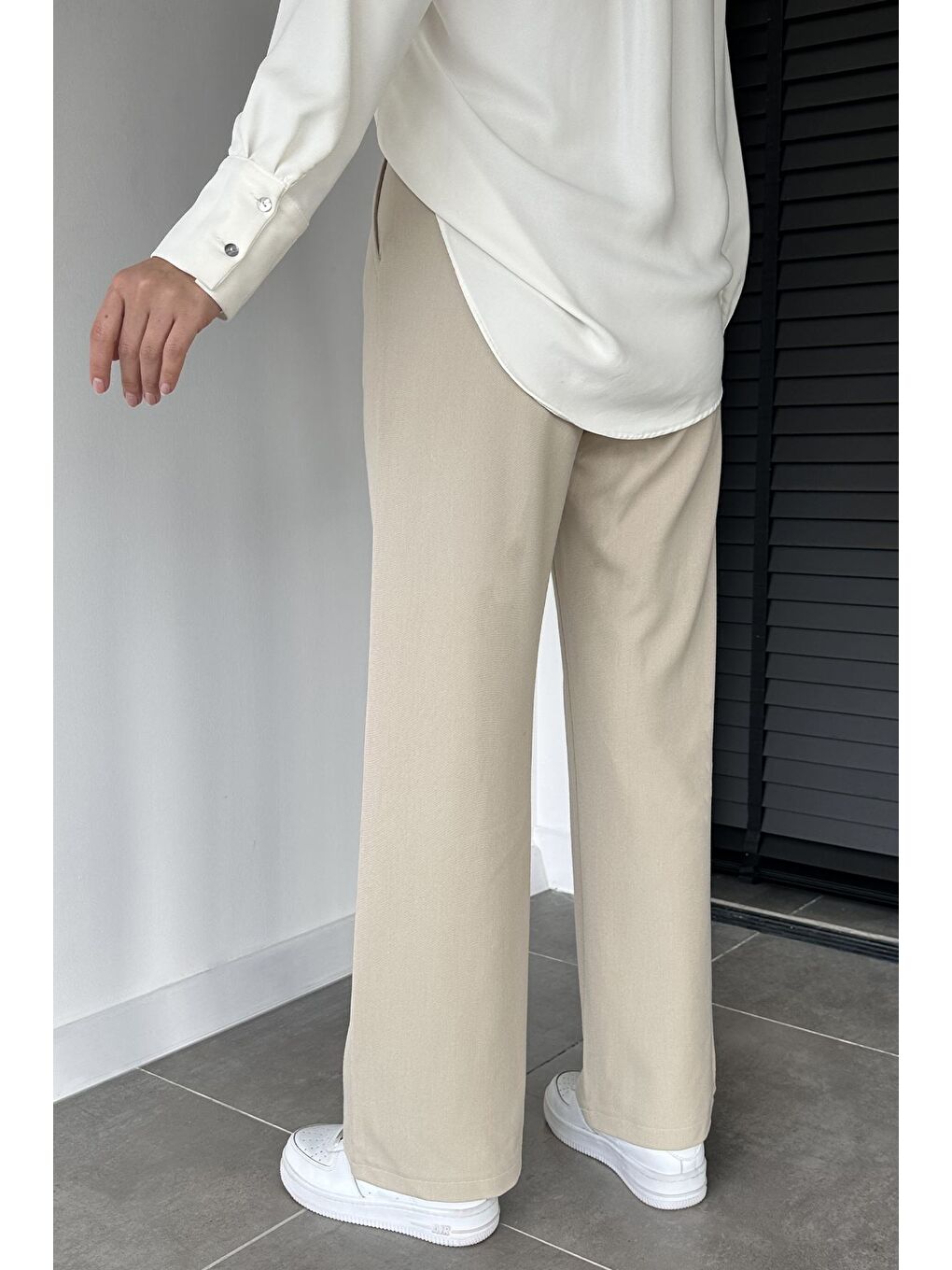 Bej Kadın Bel Lastikli Cırtlı Tesettür Palazzo Pantolon-5