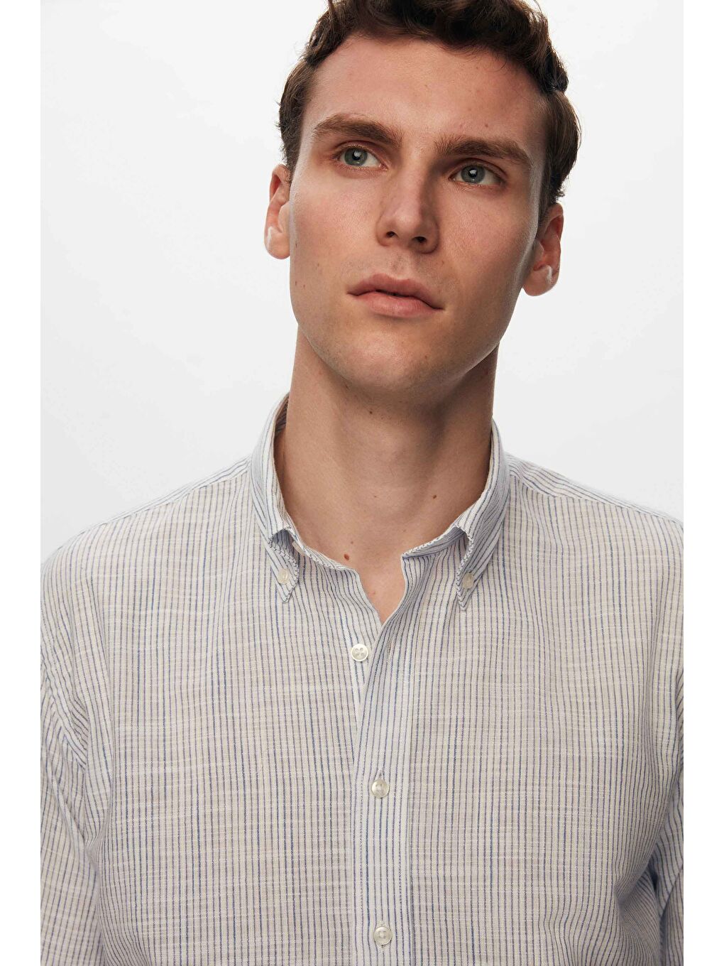 Slim Fit Mavi İnce Çizgili %100 Pamuk Yazlık Keten Gömlek-2