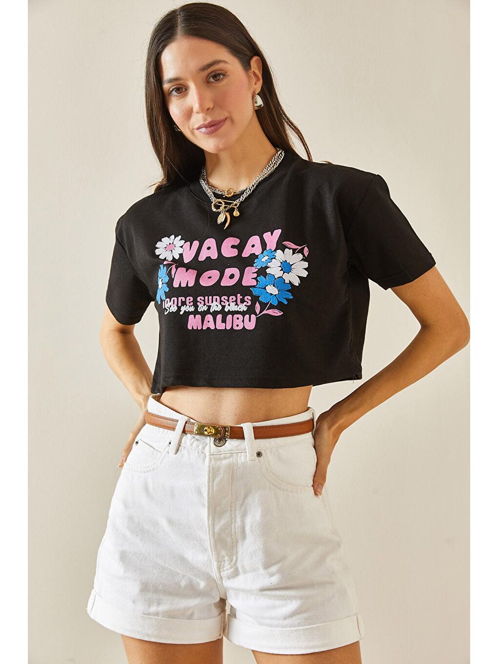 XHAN Siyah Baskılı Bisiklet Yaka Crop T-Shirt 5YXK1-48564-02 - 1