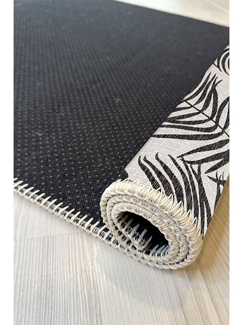 Siyah Premium Kalite, Pamuk ve Kaydırmaz Taban, Yıkanabilir, Mutfak Halısı  120 x 180 cm-5