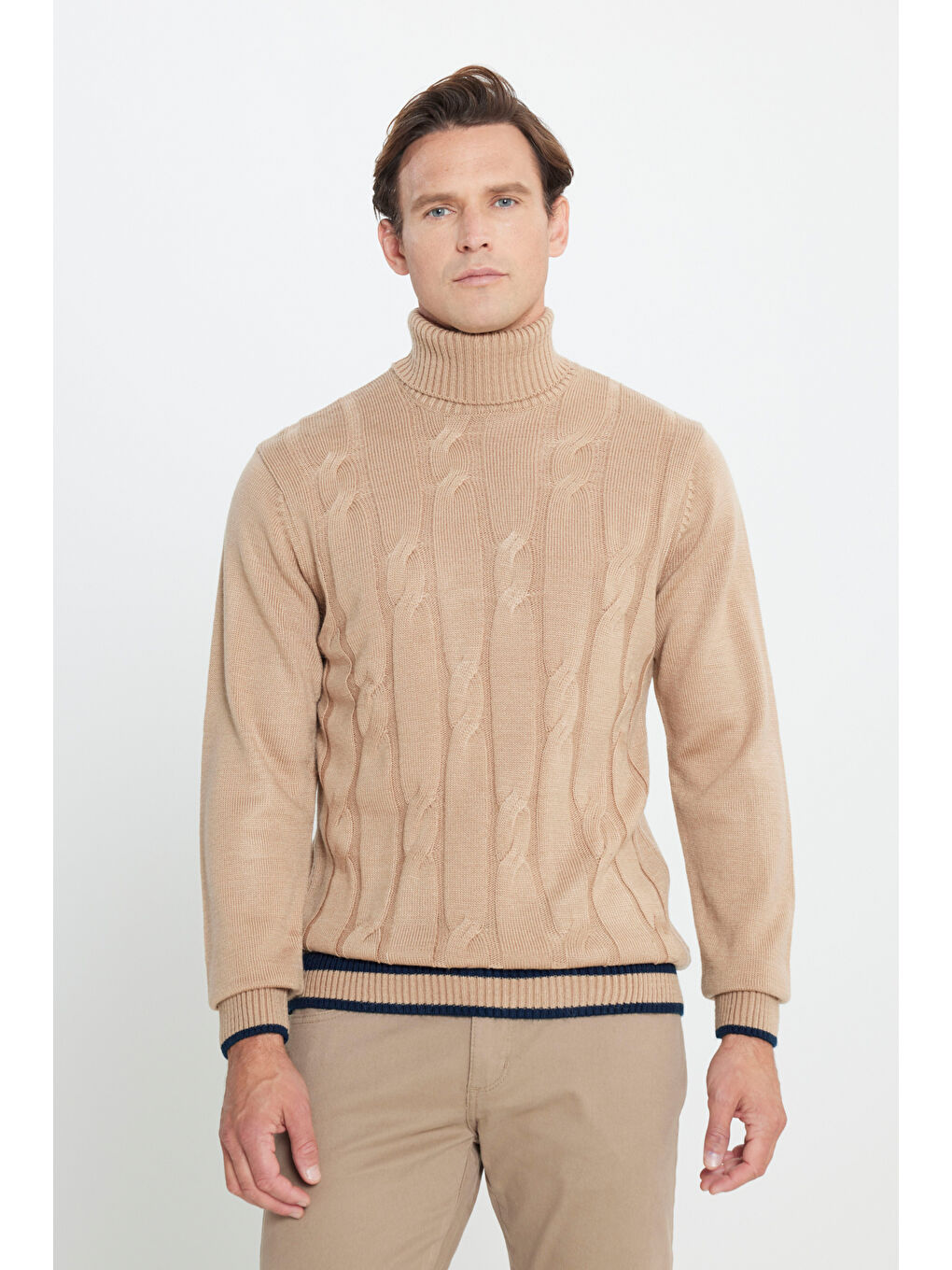 Erkek Koyu Bej Standart Fit Normal Kesim Tam Balıkçı Yaka Jakarlı Triko-2