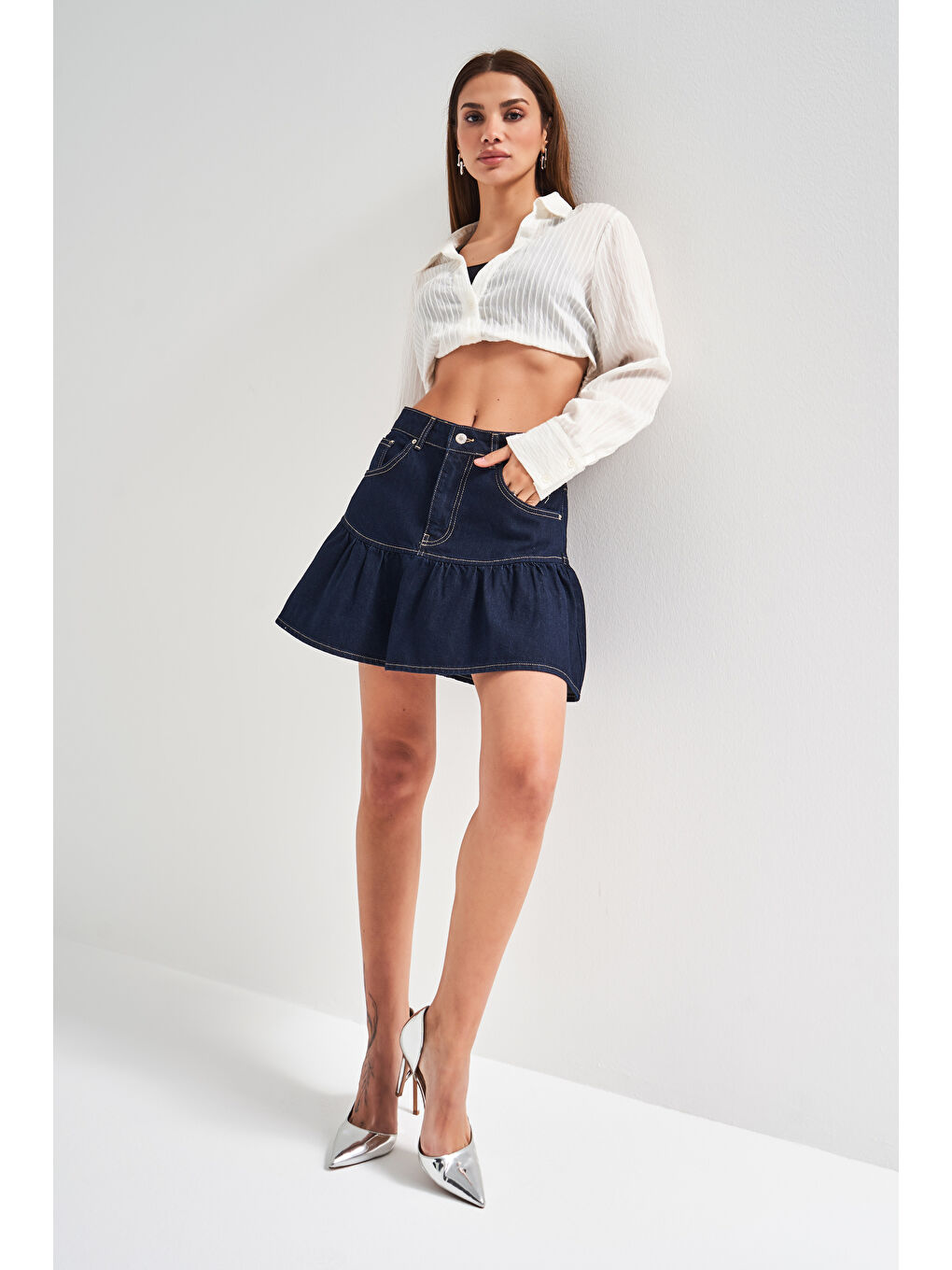 Kadın Koyu Mavi Renk 1S5-50 Volanlı Süper Mini %100 Pamuk Denim Etek-4