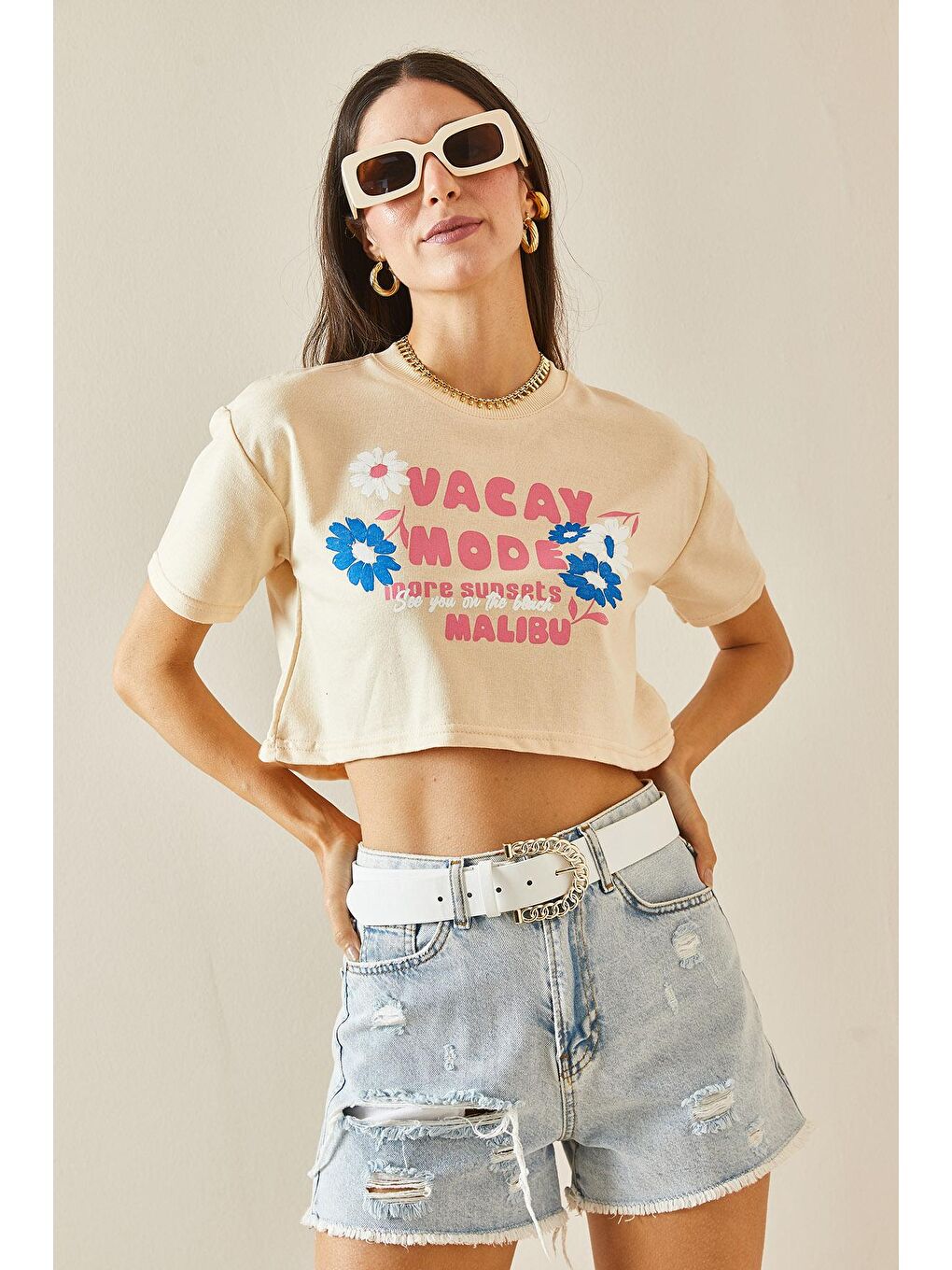 XHAN Bej Baskılı Bisiklet Yaka Crop T-Shirt 5YXK1-48564-25 - 1