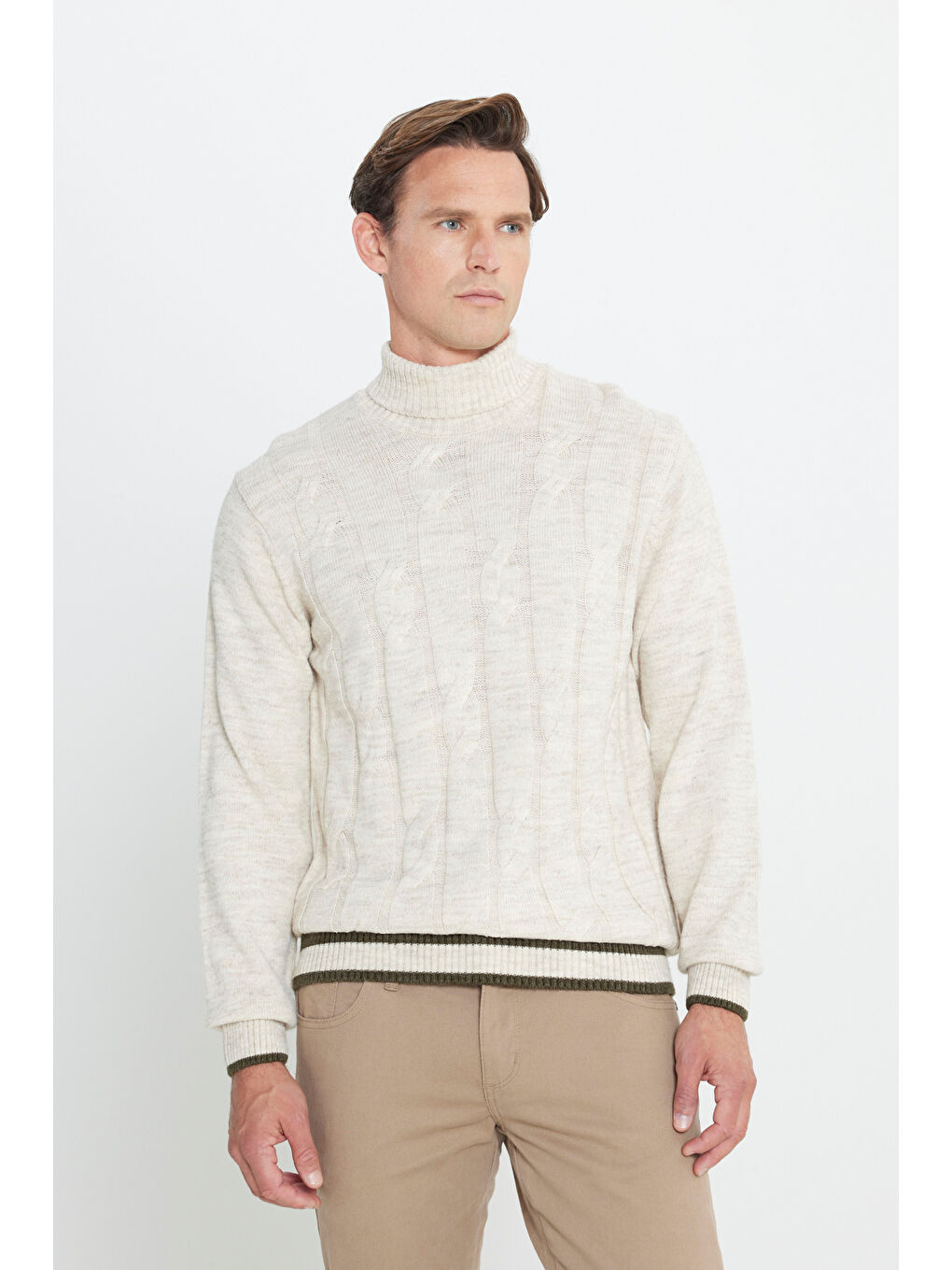 Erkek Açık Bej Standart Fit Normal Kesim Tam Balıkçı Yaka Jakarlı Triko