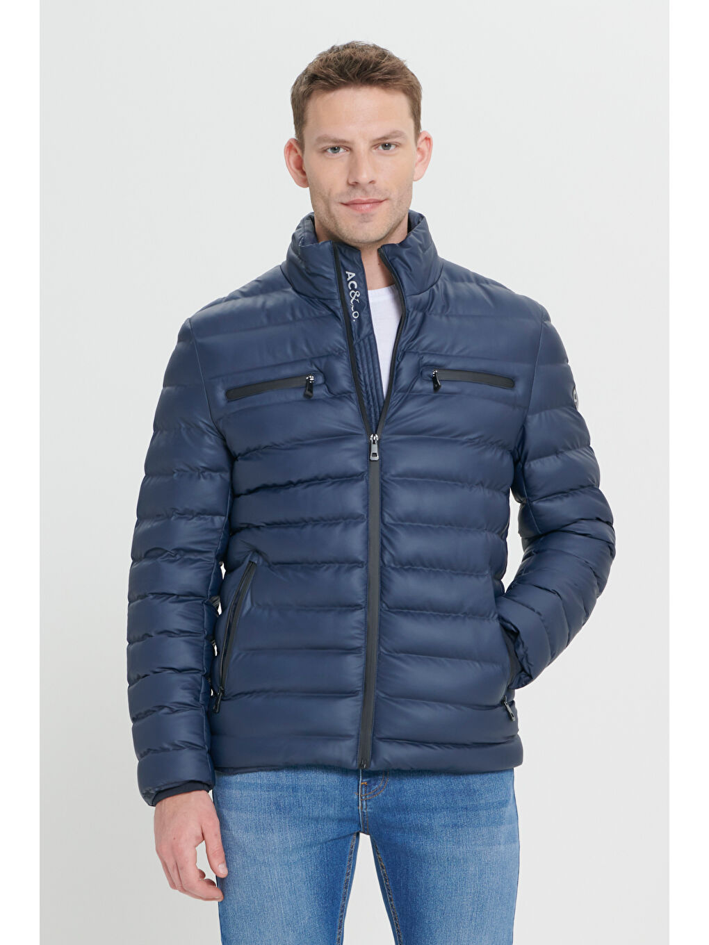 Erkek Lacivert Standart Fit Normal Kesim Dik Yaka Su ve Soğuk Geçirmeyen Kalın Şişme Mont-2