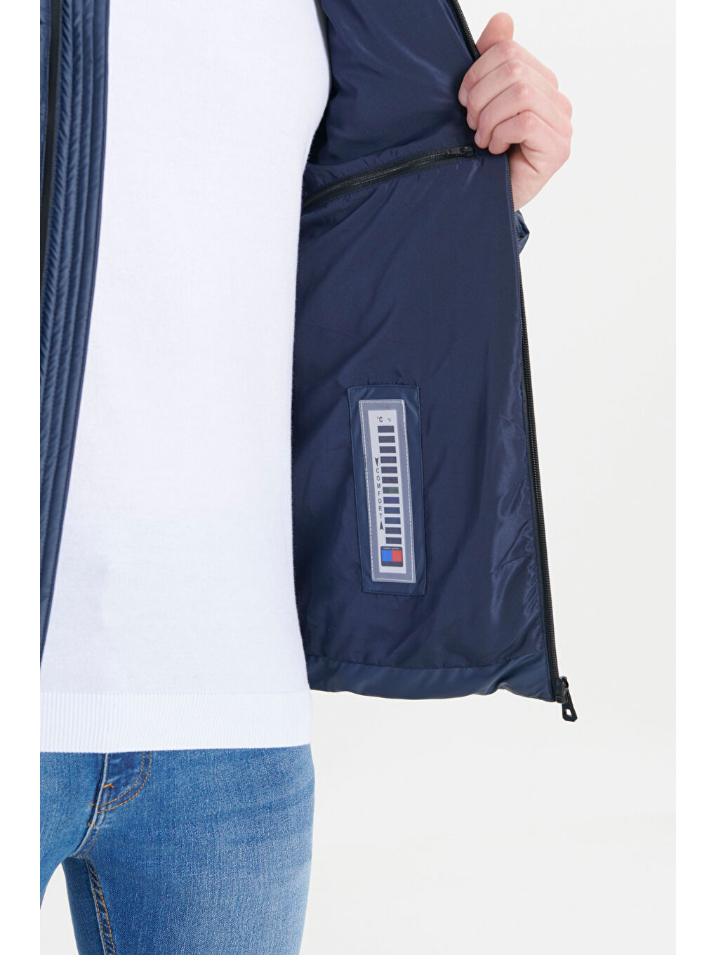 Erkek Lacivert Standart Fit Normal Kesim Dik Yaka Su ve Soğuk Geçirmeyen Kalın Şişme Mont-4