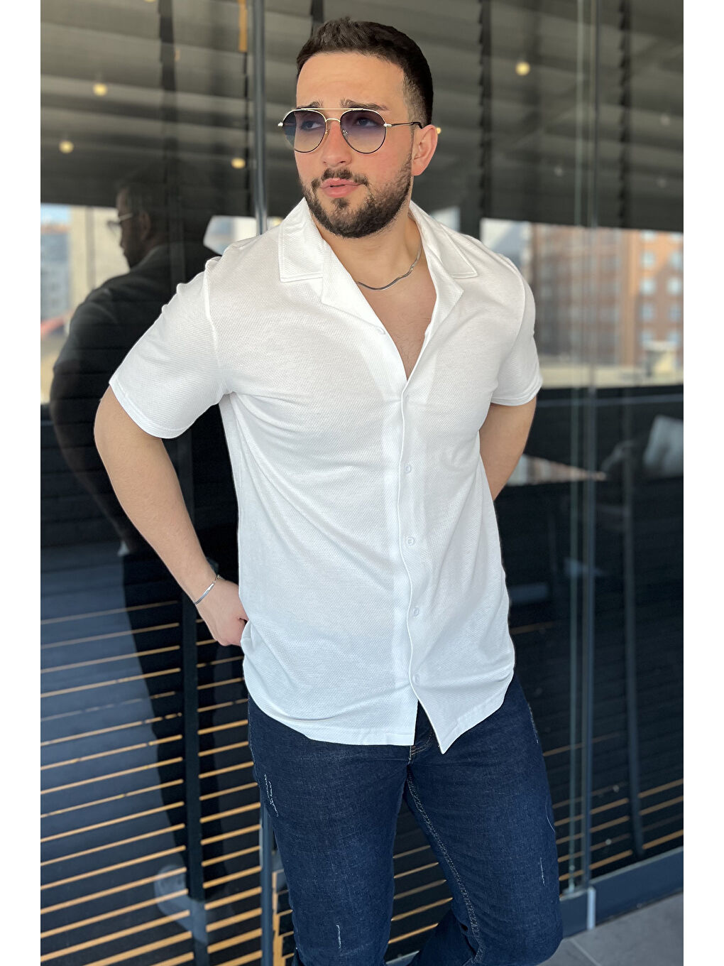 Ekru Erkek Kendinden Desenli Devrik Yaka Yarım Kol Gömlek-1