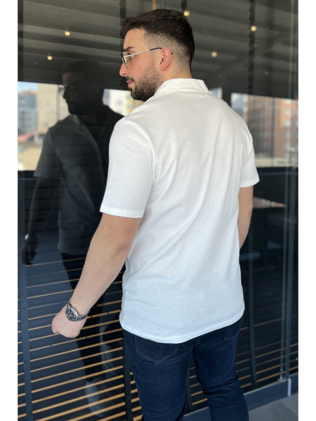 Ekru Erkek Kendinden Desenli Devrik Yaka Yarım Kol Gömlek-2