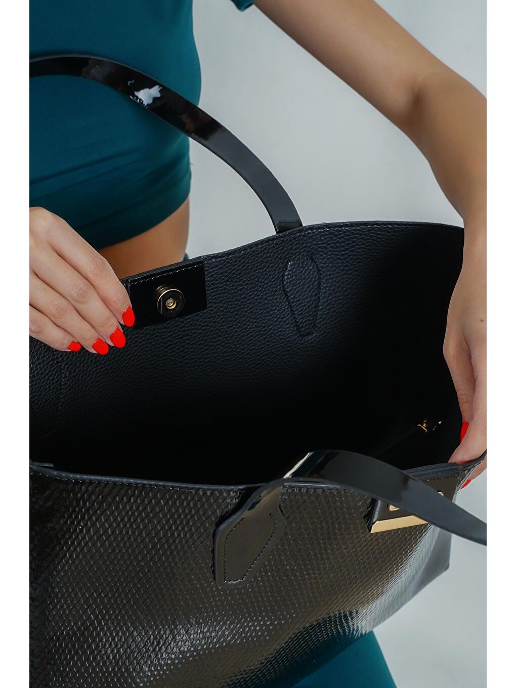 Siyah Bristol Kadın Omuz Çantası-3