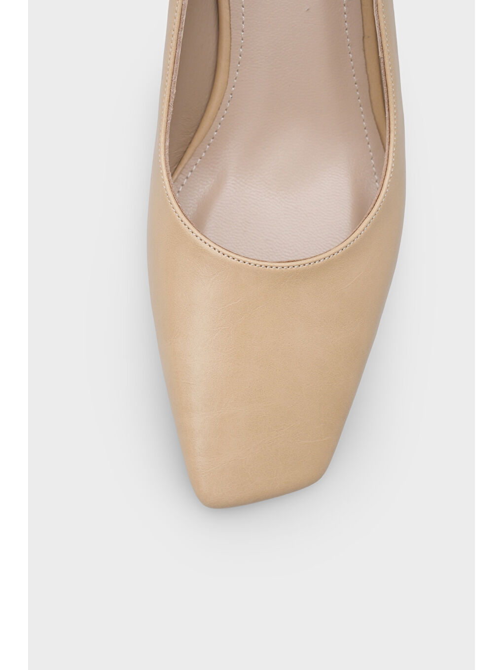 Bej Janie Orta Boy Topuklu Küt Burunlu Hakiki Deri Astarlı Kadın Ayakkabı-2