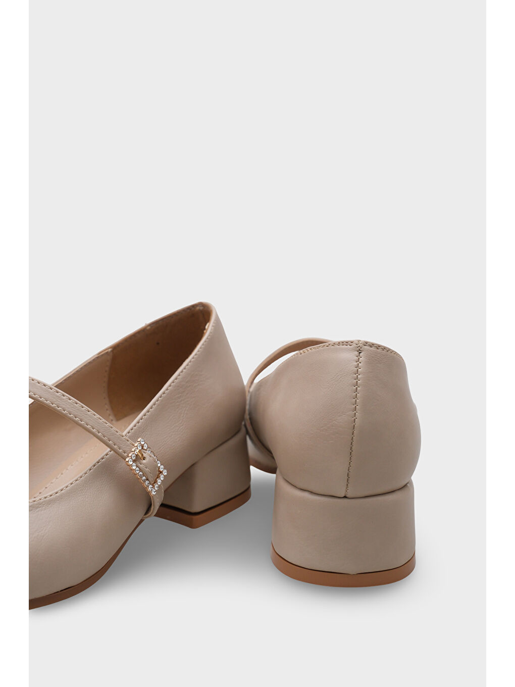 Bej Küt Burunlu Kısa Topuklu Bantlı Mary Jane Kadın Ayakkabı-3