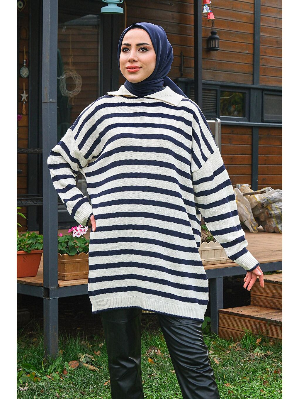 Çizgili Boğazlı Triko Kazak Lacivert-4