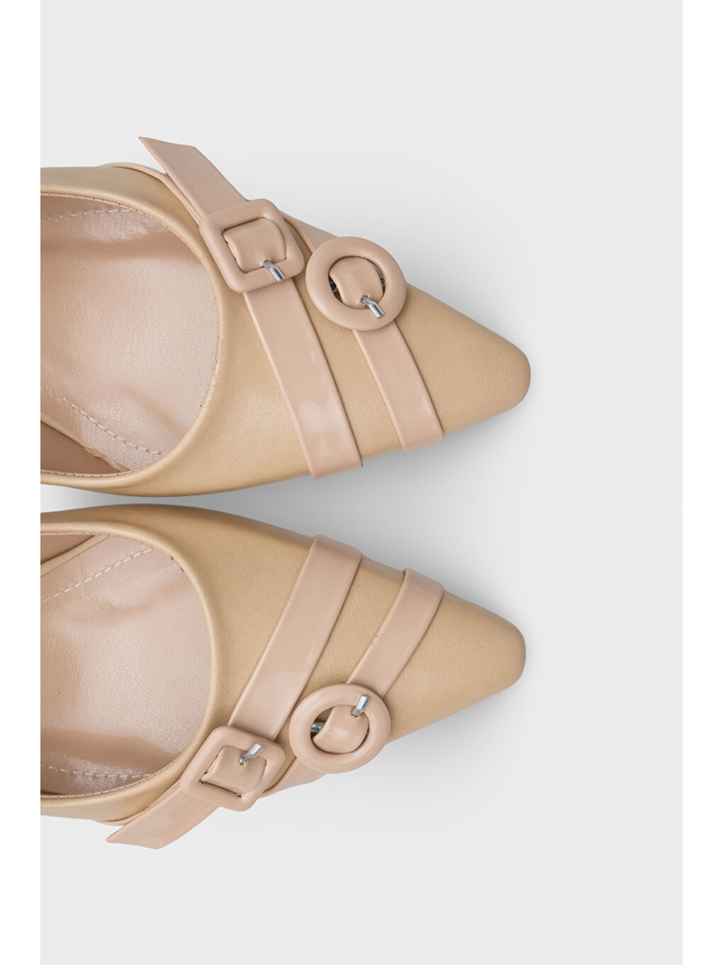 Bej Mirabel Sivri Burunlu Tokalı Orta Topuklu Kadın Ayakkabı-2