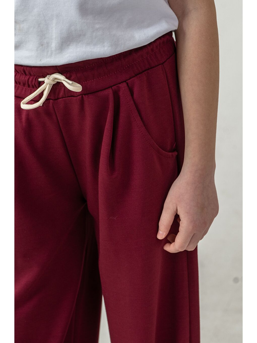 Bordo Ön Pileli Kız Çocuk Eşofman Altı-3