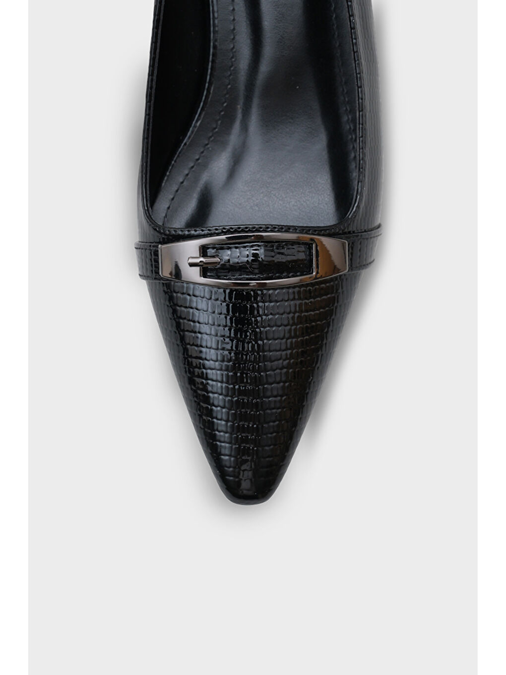 Siyah Jodi Metal Aksesuarlı Kısa Topuklu Kadın Ayakkabı-2