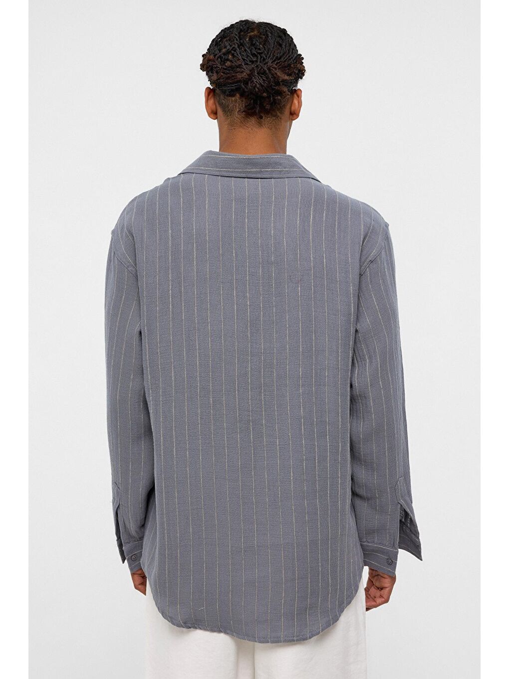 Gri Çizgili Oversize Müslin Keten Gömlek Füme-2