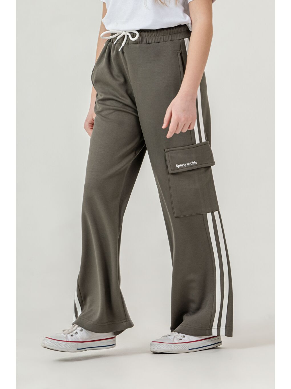 Haki Kargo Cepli Cep Kapağı Sporty & Chic Nakışlı Yanlar Biye Şeritli Kız Çocuk Eşofman Altı-4