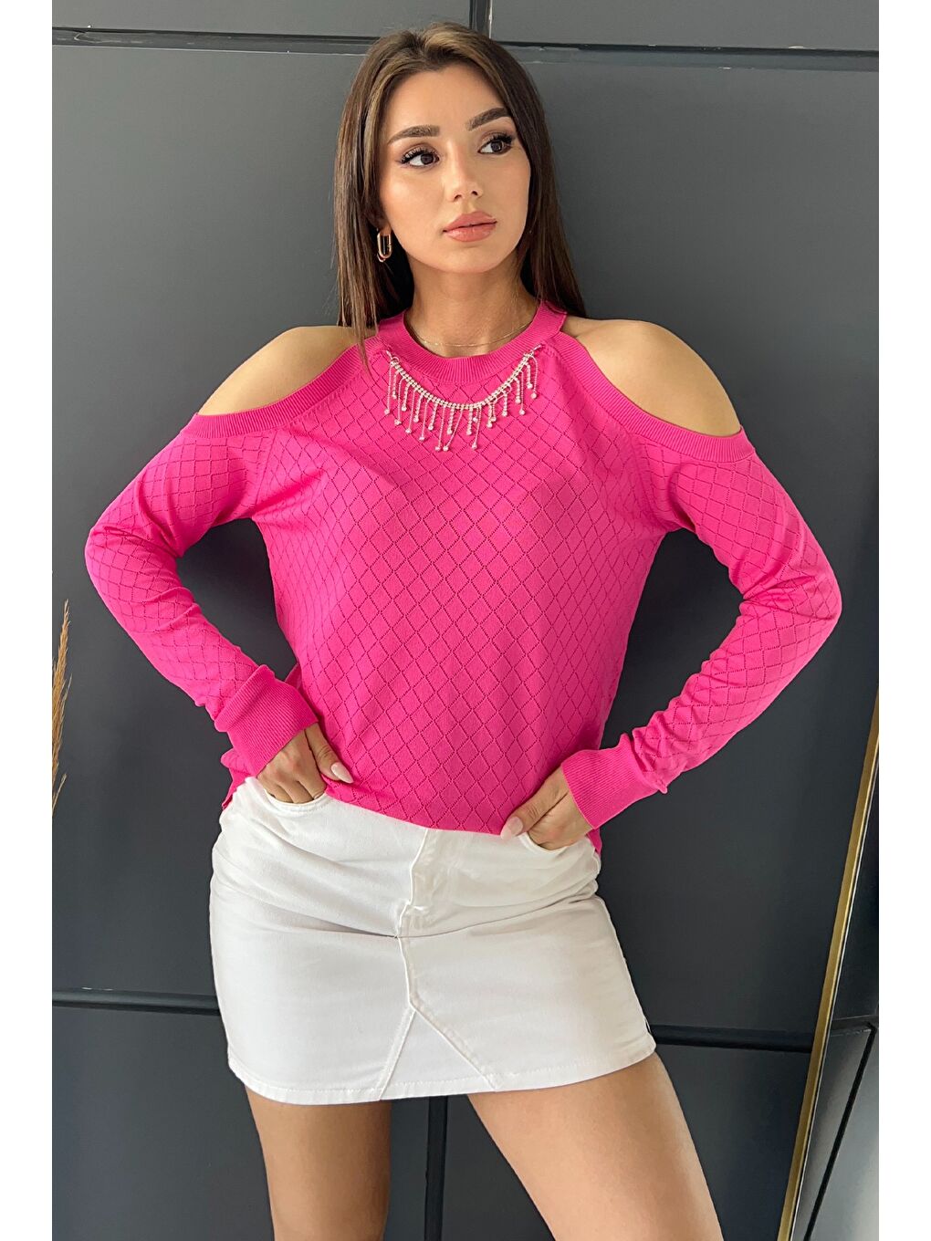 Fuşya Omuz Dekolteli Bisiklet Yaka Taşlı Kadın Triko Bluz