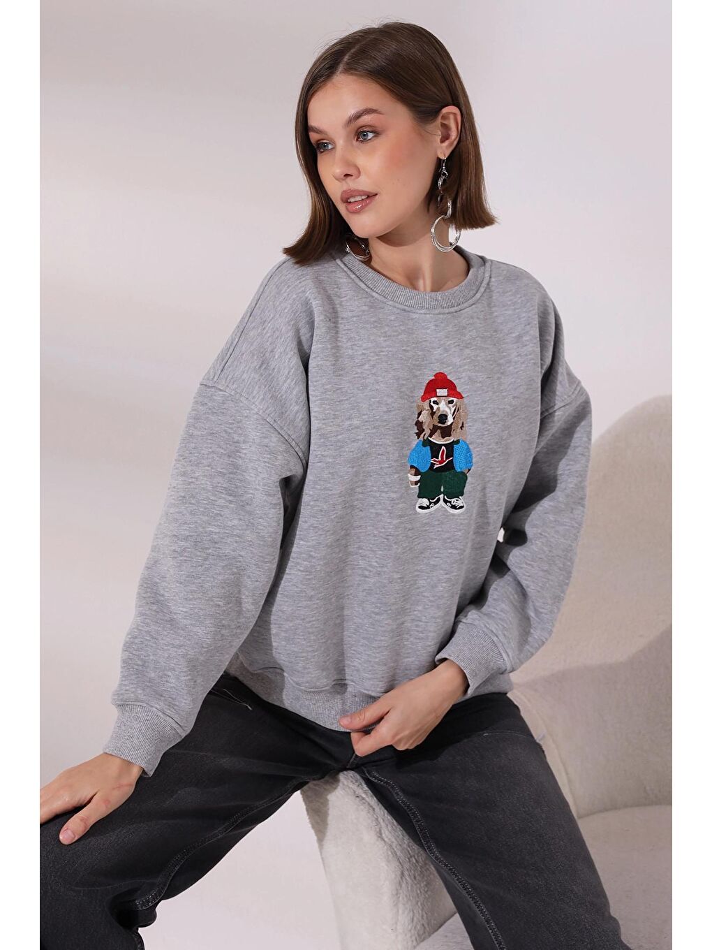 Gri Köpek Baskılı Sweatshirt