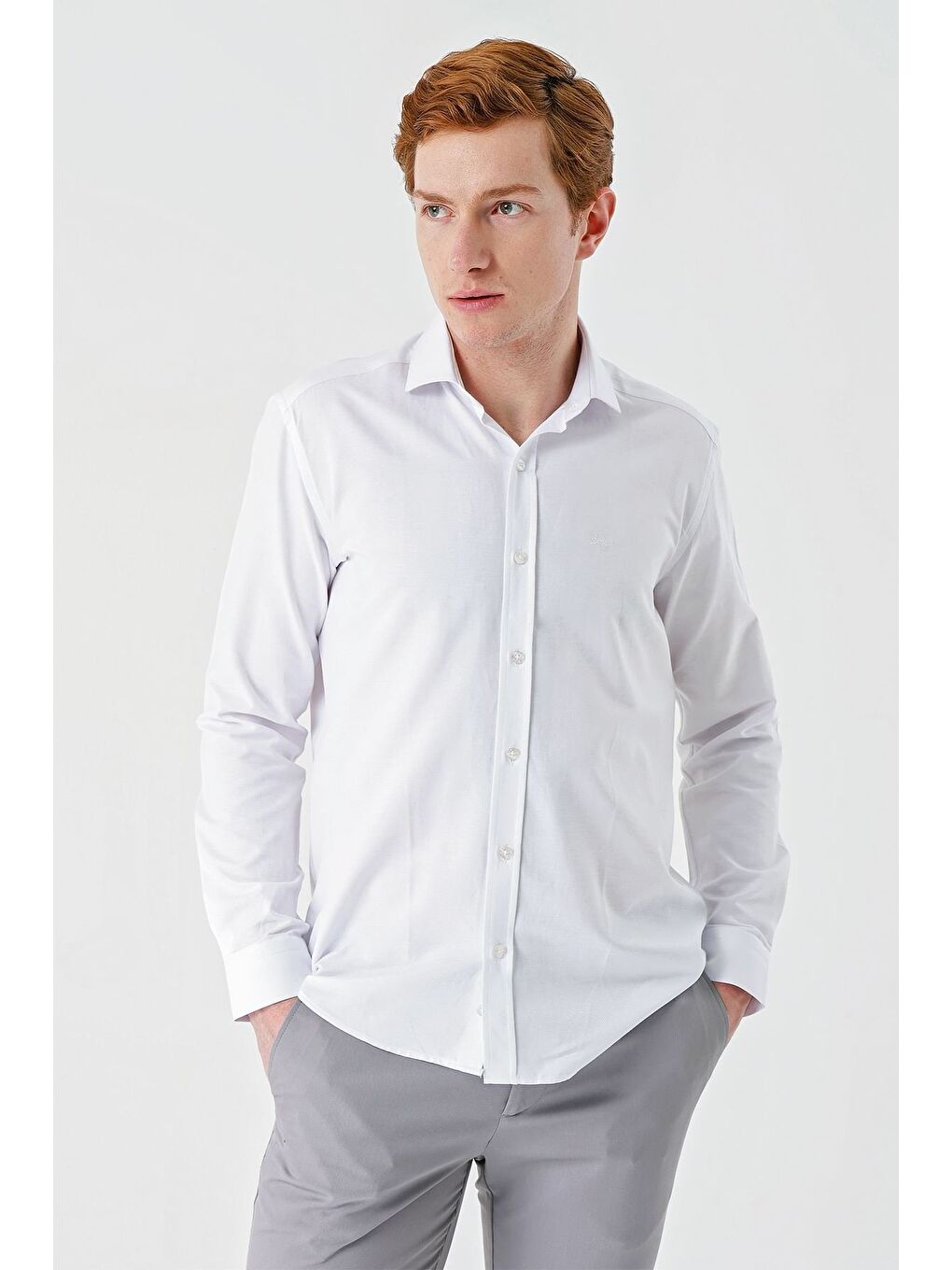 Beyaz Uzun Kollu Oxford Cepsiz Pamuklu Klasik Slim Fit Dar Kesim Gömlek 1004240235