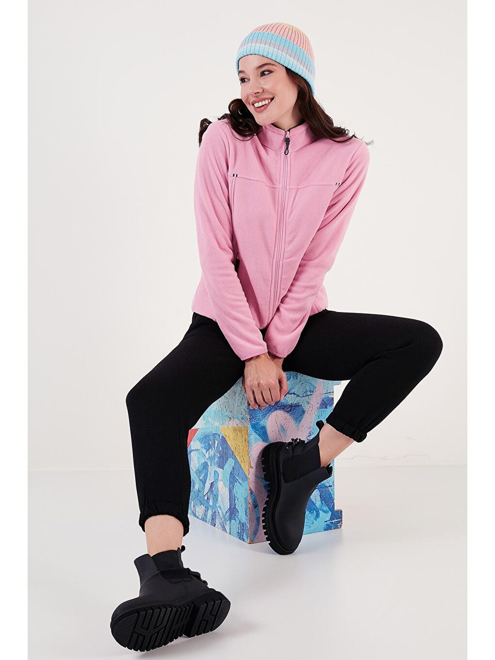 Pembe Slim Fit Anti-Pilling Tüylenme Yapmayan Fermuarlı Cepli Hırka Kadın Polar 5907002-1