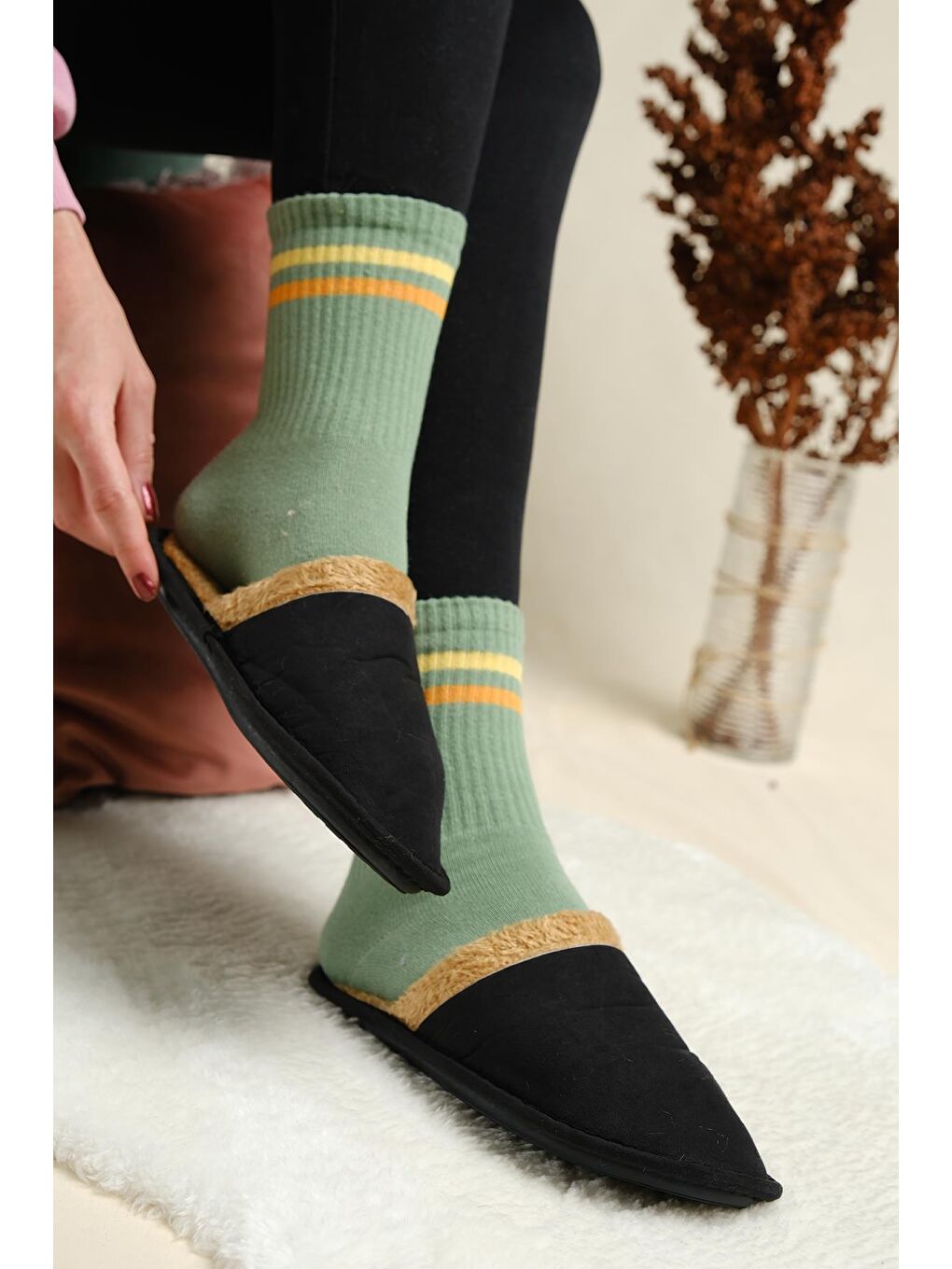 Siyah Mija Pofuduk Ev Terliği Ses Yapmaz Taban Yıkanabilir Kışlık Ev Terliği Misafir Terliği-3