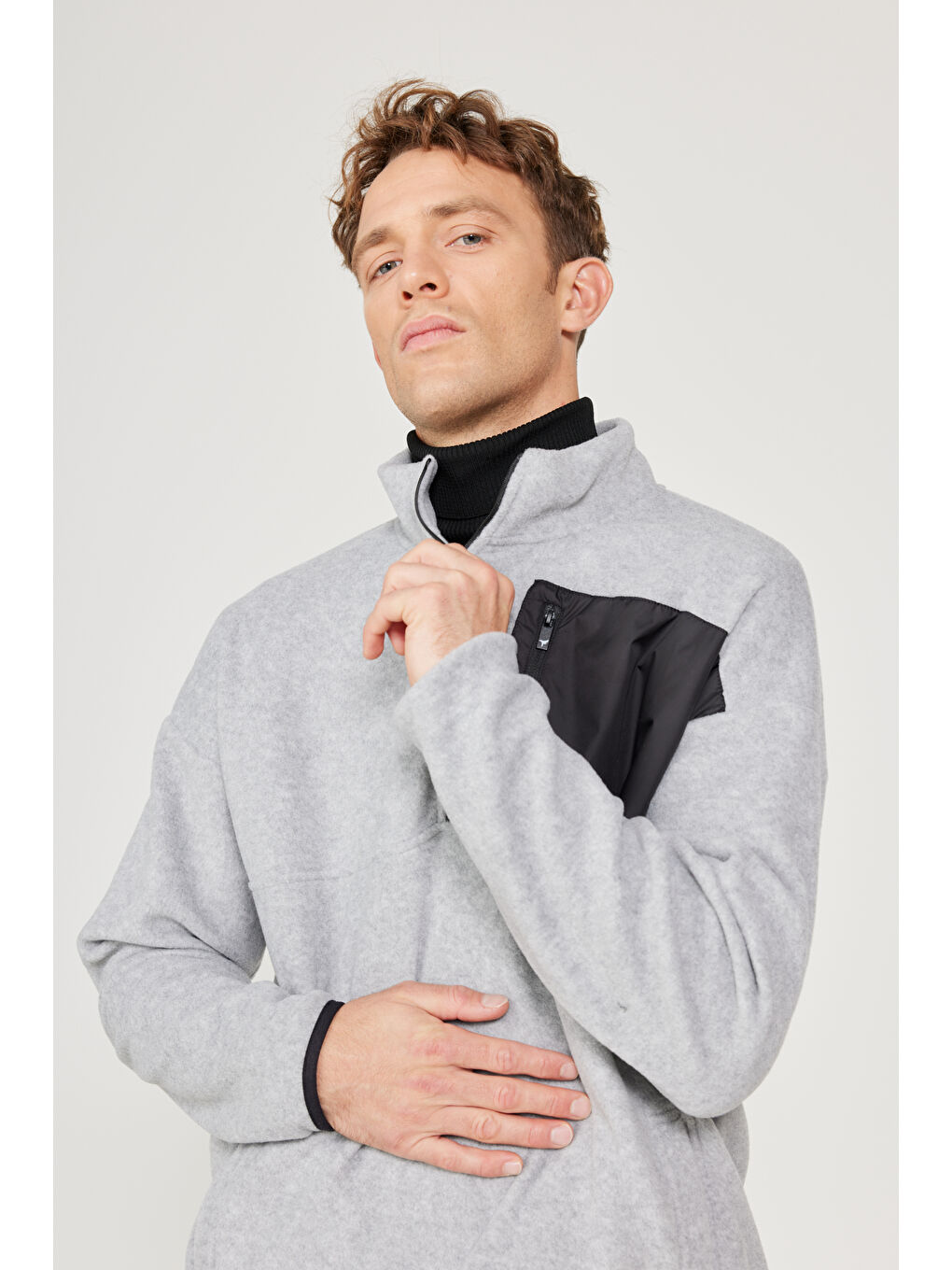 Erkek Gri Melanj Oversize Bol Kesim Bato Yaka Cep Detaylı Fermuarlı Soğuk Geçirmez Polar Sweatshirt-4