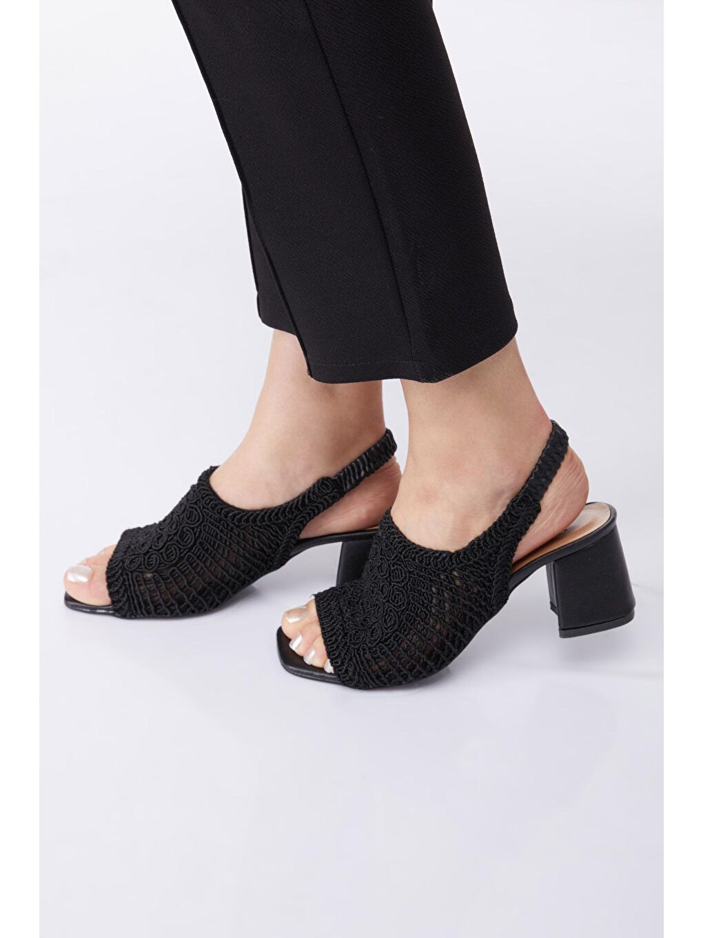 Kadın Siyah File Detaylı Topuklu Terlik - 24798-1