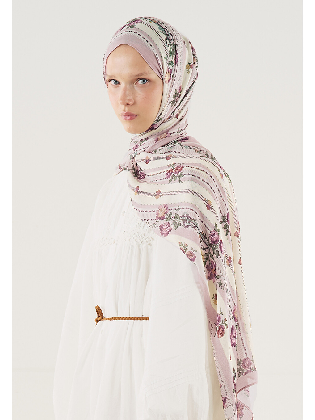 Pembe Floral Touch Desen Soft Viskon Şal Pudra-1