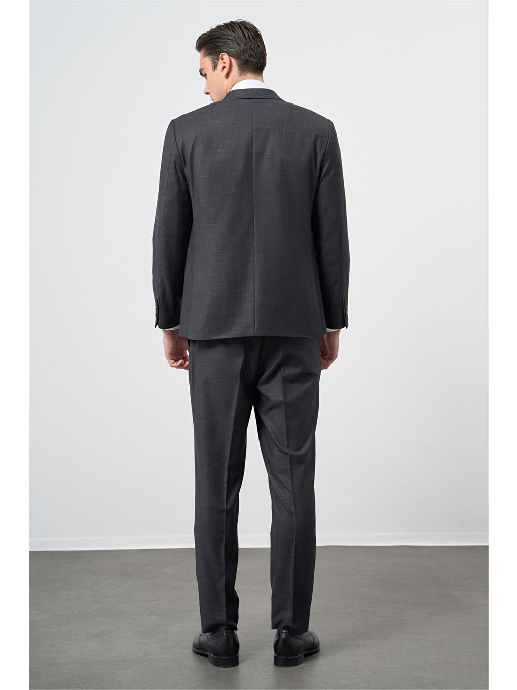 Koyu Antrasit Mono Yaka 4 Drop Comfort Fit Classic Takım Elbise 1001245161-3