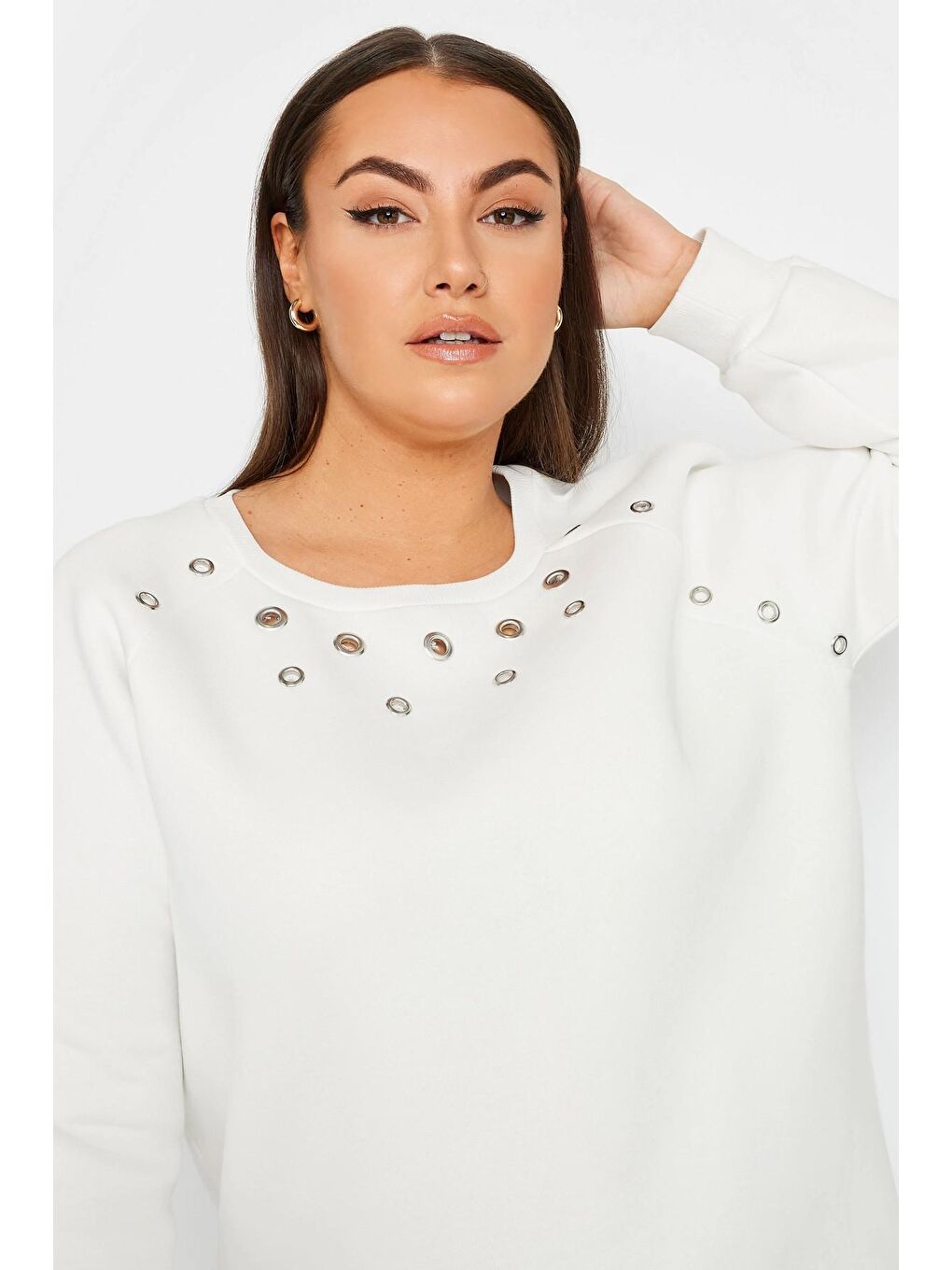 Stil Diva Beyaz Büyük Beden Bisiklet Yaka Kuşgözü Detaylı Uzun Kollu Sweatshirt 302996 - 3