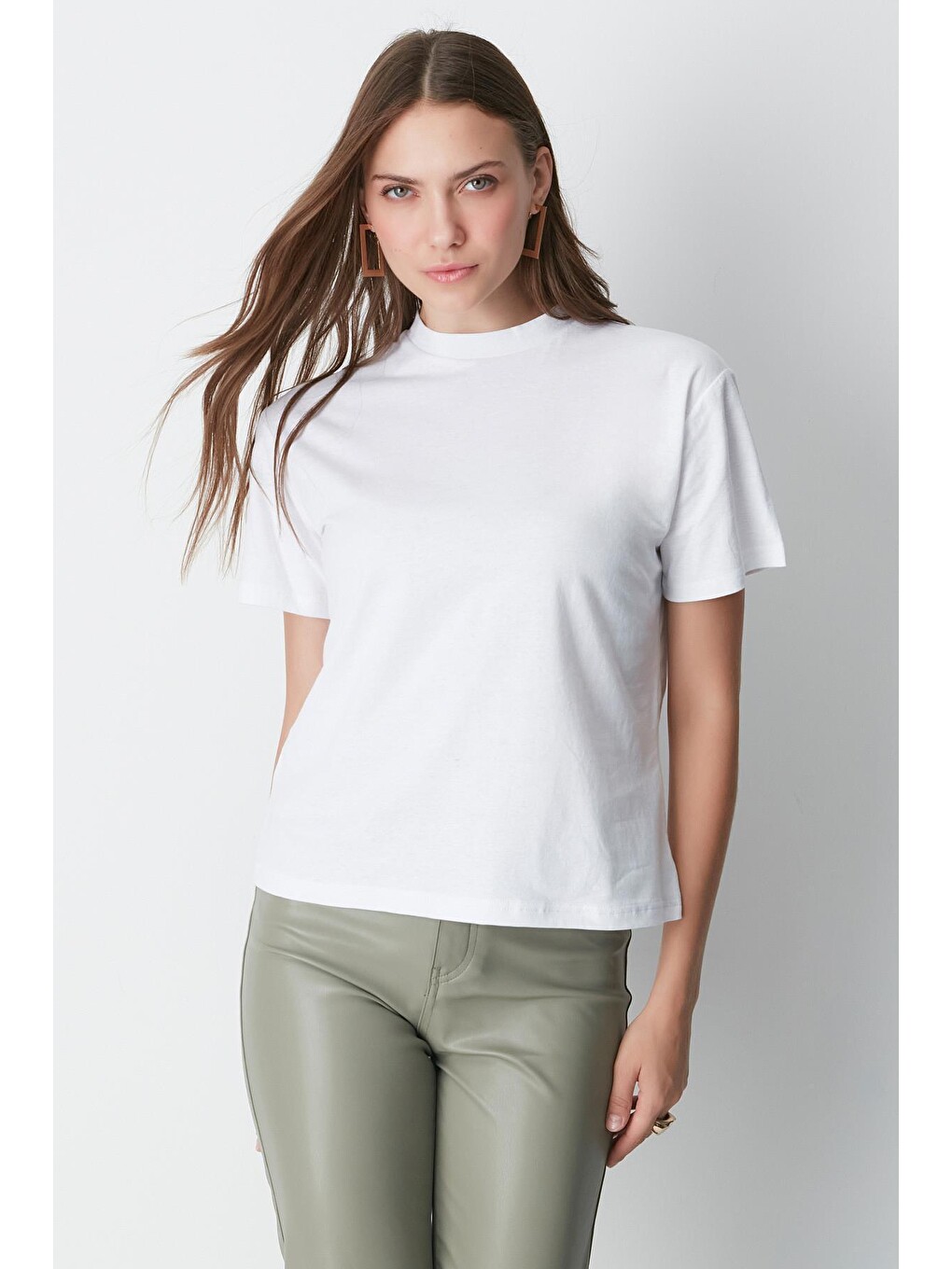 Dik Yaka Kısa Kol 2'li Basic T-Shirt 957 Siyah/Beyaz-5