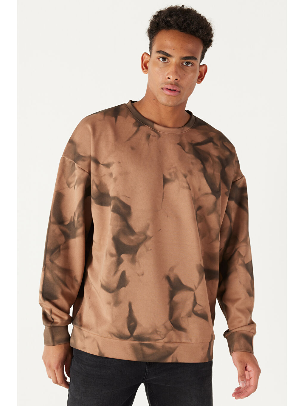 Bej Erkek Vizon Oversize Bol Kesim Bisiklet Yaka Modern Desenli Yumuşak Dokulu Sweatshirt-4