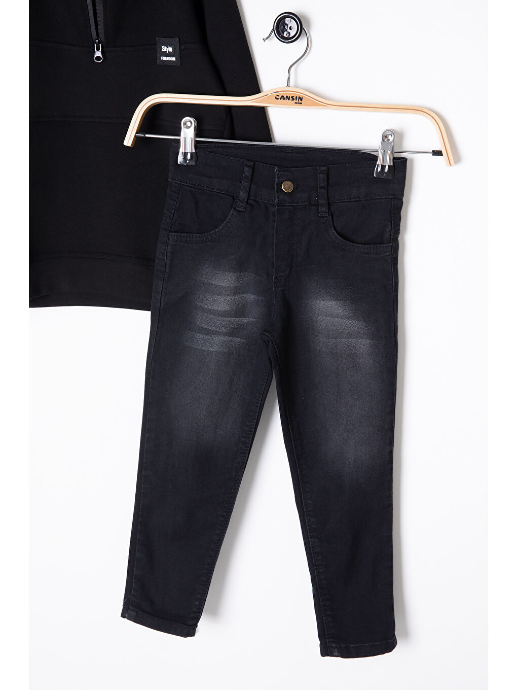 Siyah Fermuar Yakalı Sweatshirt ve Jean Pantolonlu Erkek Çocuk Takım 20107-3